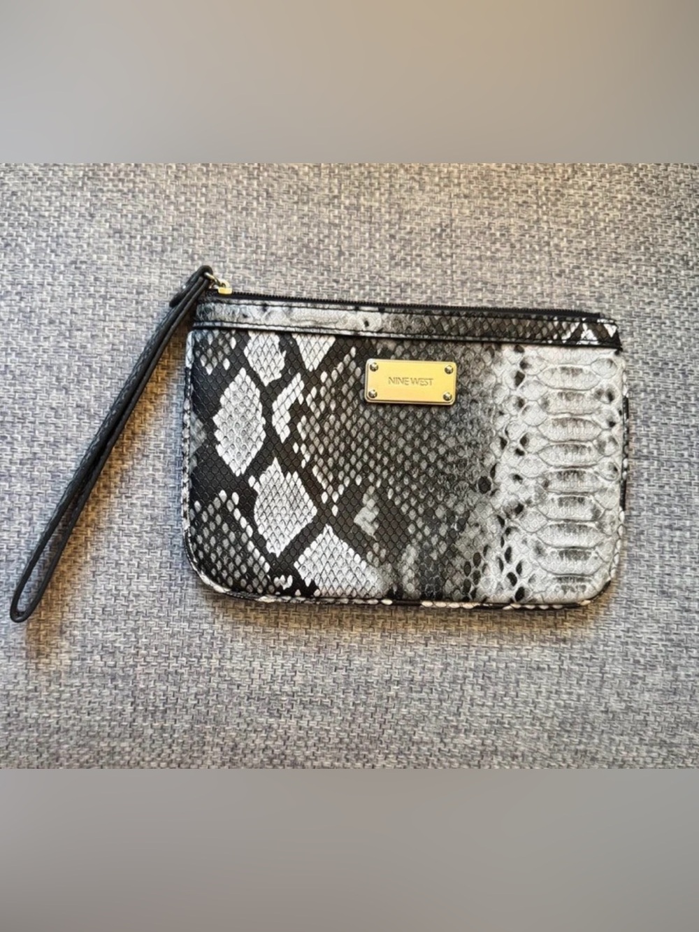 Nine West Black & White Snake-Print Wristlet